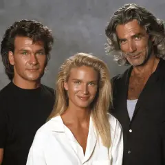 Patrick Swayze, Kelly Lynch und Sam Elliott posieren für das roadhouse film.
