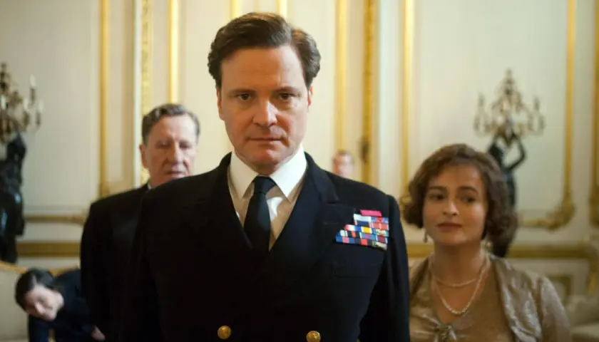 Colin Firth als König George VI. und Helena Bonham Carter als seine Frau Elizabeth in einer Szene aus der Besetzung von The King's Speech.