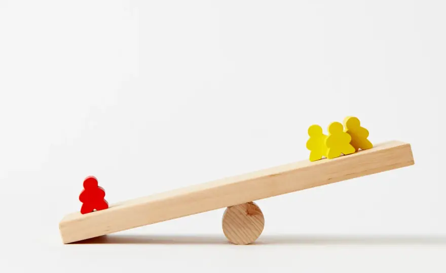 Hochstatus und Tiefstatus in der Improvisation lesen und spielen