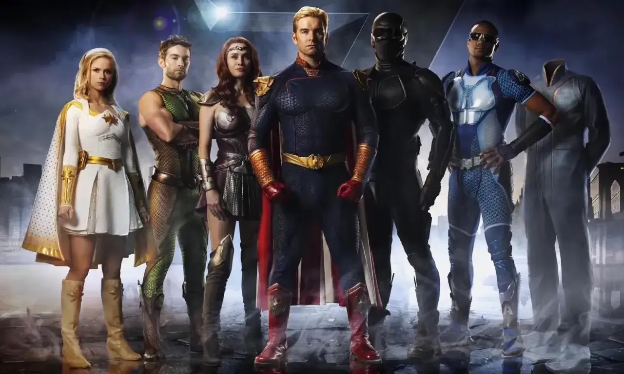 Die Besetzung von The Boys: Starlight, A-Train, Queen Maeve, Homelander, Black Noir und The Deep posieren bedrohlich.